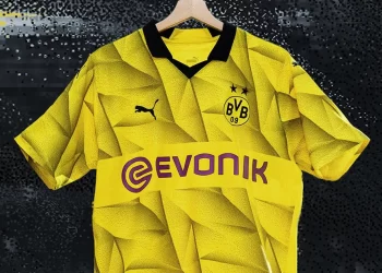 «Cup-Trikot» Puma del Borussia Dortmund 2023/2024