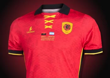 Camiseta Lacatoni edición especial de Angola 2025